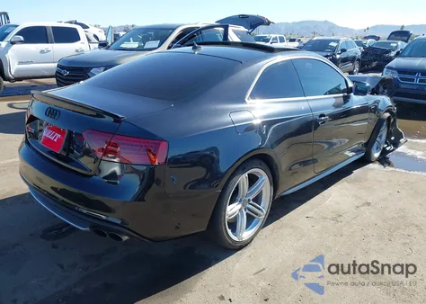 2013 Audi S5 3.0T Premium Plus z USA, uszkodzony, nr VIN WAUVGAFR5DA053416